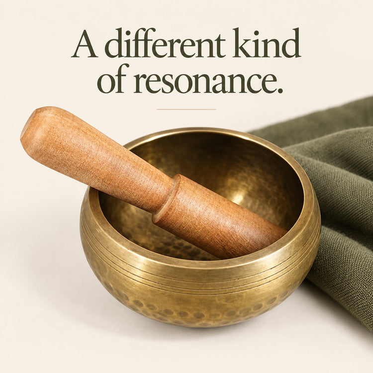 thehushroot™ Sound Bath Bowl — Bowl and wooden striker